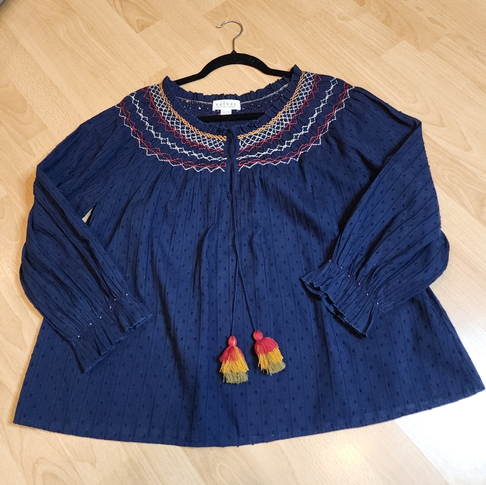 Velvet by Graham & Spencer Trudie Smocked Shirt Navy Blue Long Sleeve Small